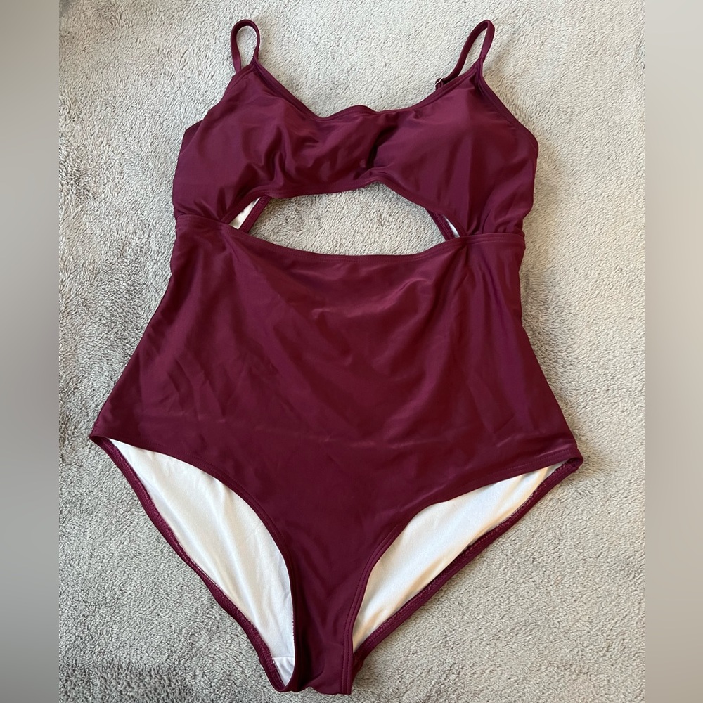 🤎 Burgundy Swimsuit - OnePiece